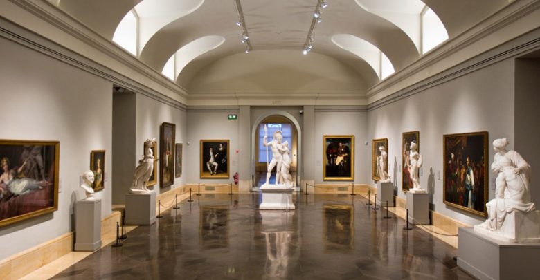 أجواء المتاحف علي الجدران